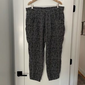 Eileen Fisher Washable Silk Slouchy Printed Pants Size XL